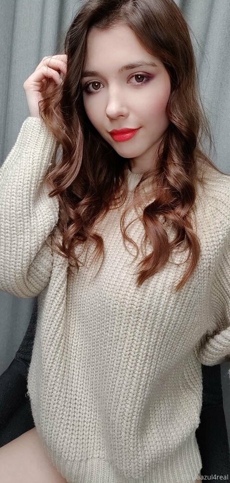 milaazulfree freie sexy bild