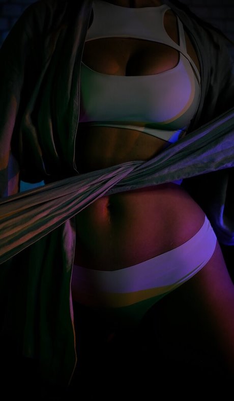 Nancy Novikova pornostar hübsche bilder