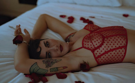 Miss lady bug heiße sexy foto