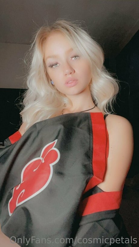 cosmicpetals porno nacktheit galerie