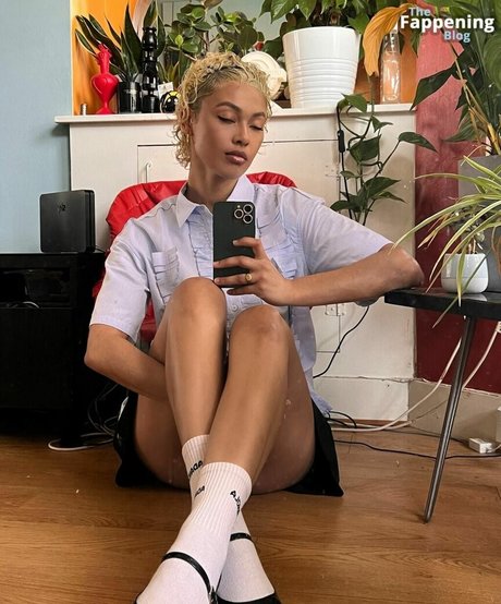 Mykeesha Nelson model xxx bilder