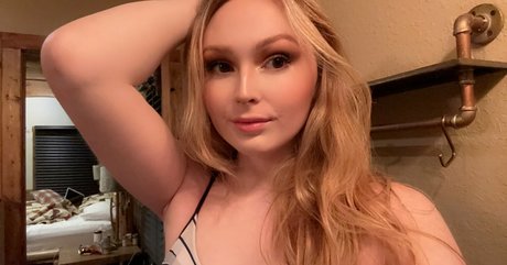 Shy Trans porno heiße bilder