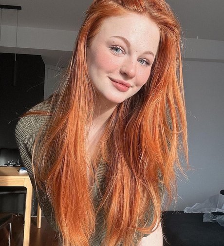 bikini ginger onlyfans erwachsene freie bilder