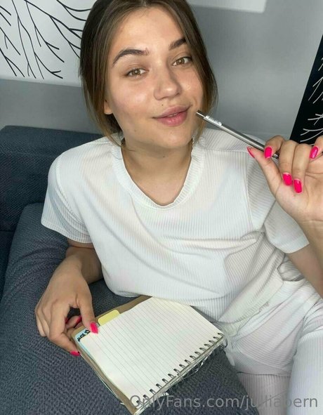 julliabern pornostar nackt galerie