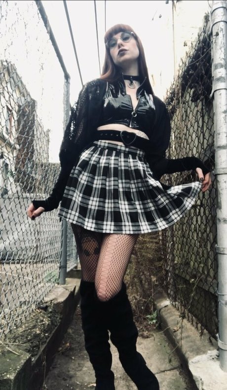 yubaba yaga schauspielerin akt galerie