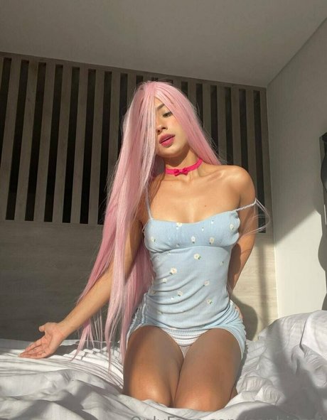 sperma auf der zunge onlyfans sexy nackte bilder