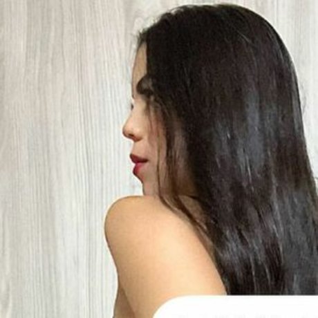 Lais Miron hd pornografische fotos