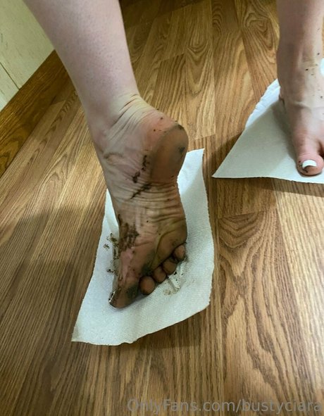 BustyCiara schauspielerin hd galerien