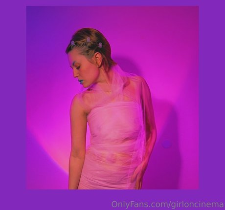 Girl On Cinema porno galerie