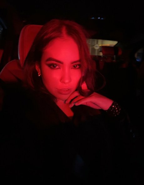 Bruna Balbino pornostar perfekte archiv