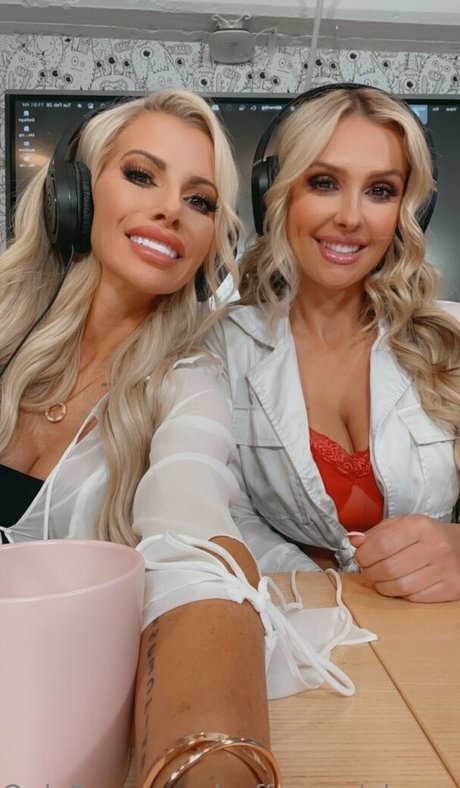 coffeeandcleavage porno pornostar archiv