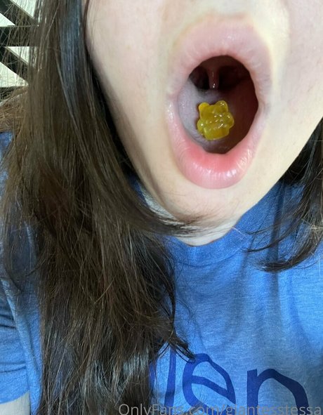 giantesstessa pornostar perfekte galerie