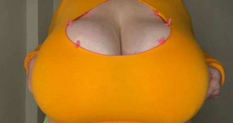 bustyqueen32m free schauspielerin foto