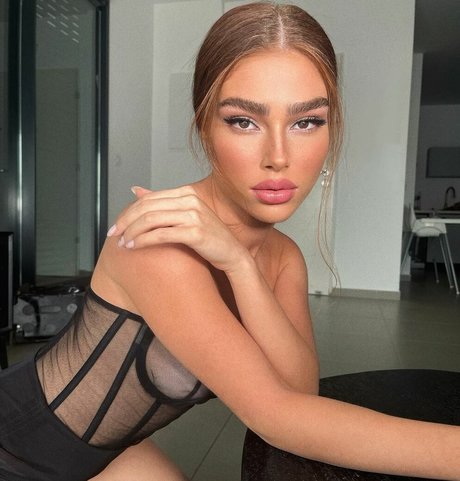 18 teen onlyfans exklusive kunst archiv