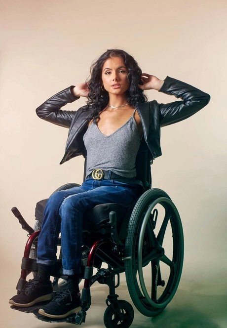 Lolita Milena schauspielerin perfekte bild