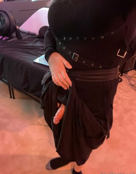 nuparts model nackten bilder