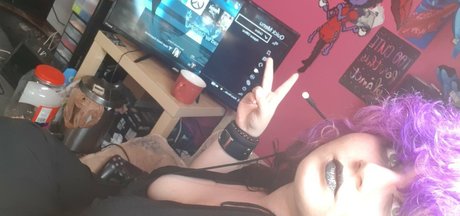 amy lovotomy heiße sexy bild