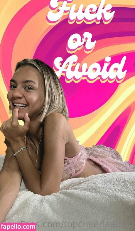 topcheerleader18 nackt schöne archiv