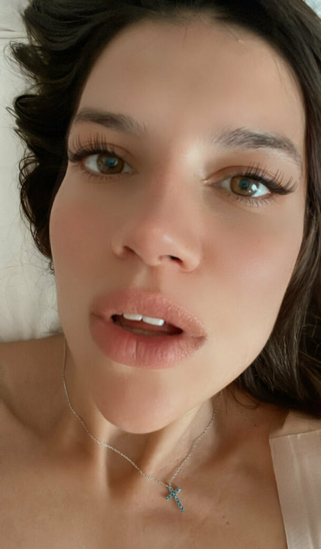 yasmineamory erotische freie bilder