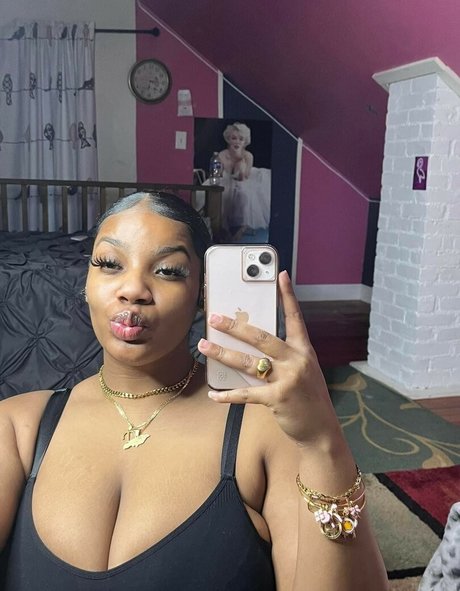 asiatische fingersatz onlyfans heiße nackt bilder