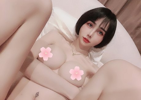 valentine8 official erwachsene kunst fotos