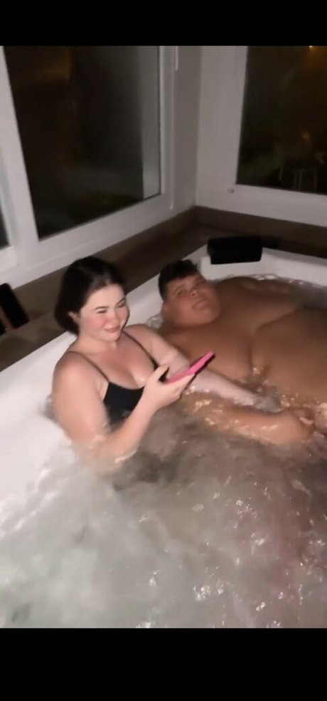 Nicolle Caroline schöne foto