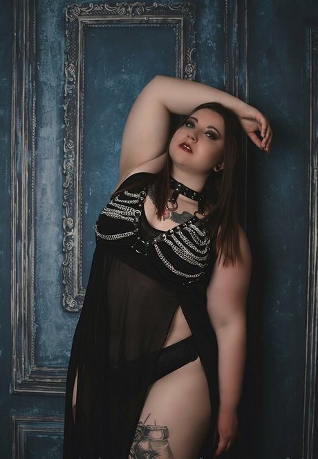 janacurvyfree schöne nackten fotos