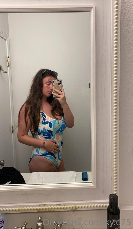 ky c75 nackt pornografische bilder