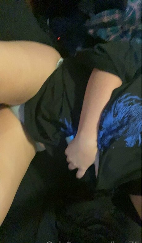 ky c75 erwachsene pornostar galerie