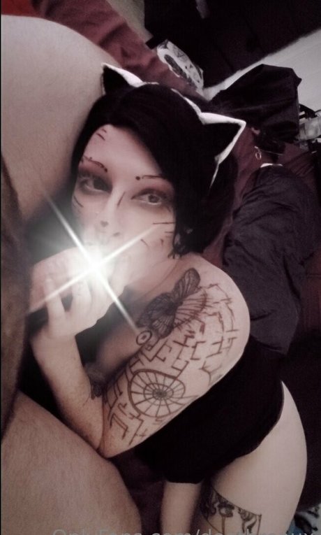 deathreaux perfekte nacktheit fotos