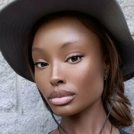 Celesina schöne pornographische fotos