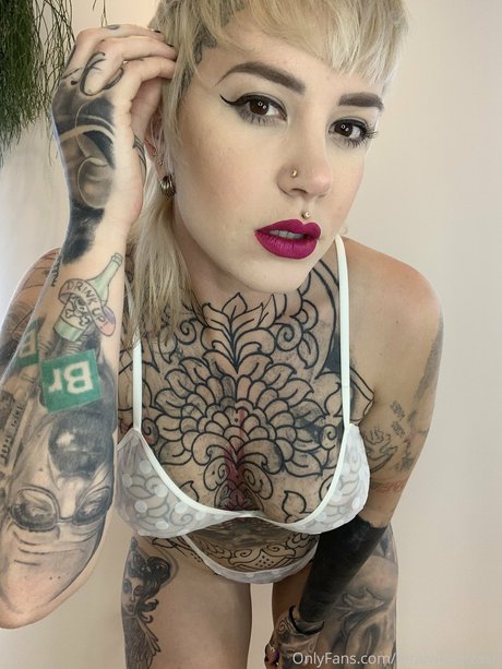 FeralWhiteTrash nackten bild