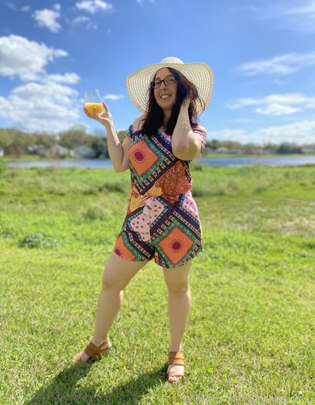 Sapphire Coxxx schauspielerin nackten foto