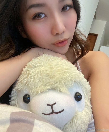 Maddiechan nackt porno fotos