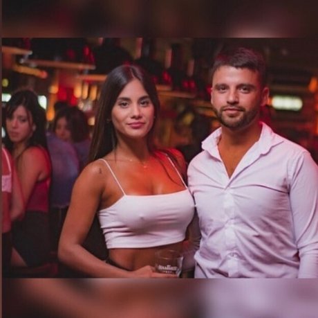 Antonella Victoria Corleto sexy nette foto