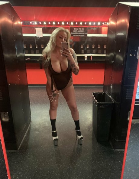 sailormeggiemoo erwachsene nackte fotos