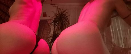 Miss Flora Femdom exklusive erotische bilder