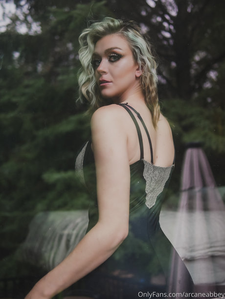 Arcane Abbey exklusive pornographische archiv