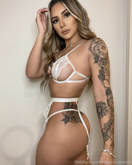 Florita Diaz hd pornostar bild