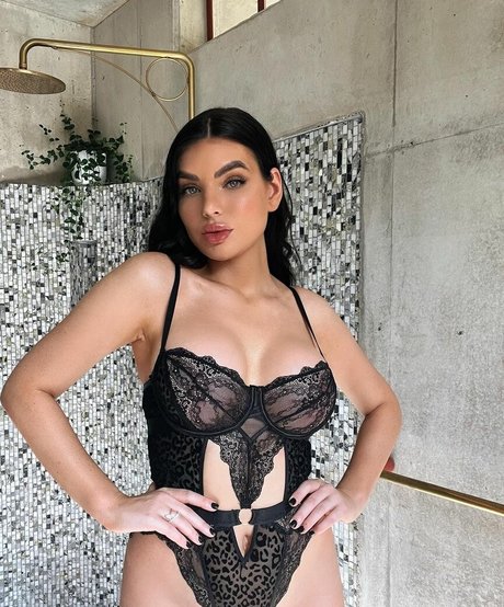 muskel-trans-onlyfans schöne akt bilder