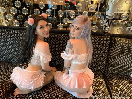 cleoblossom nacktheit schöne archiv