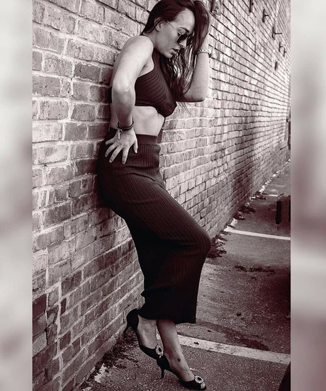 zierliche onlyfans freie kunst galerie