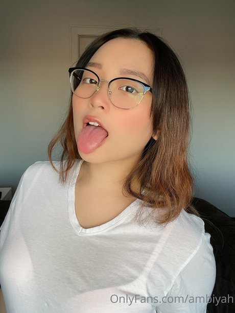 kurze haare nur fans nackt akt galerie