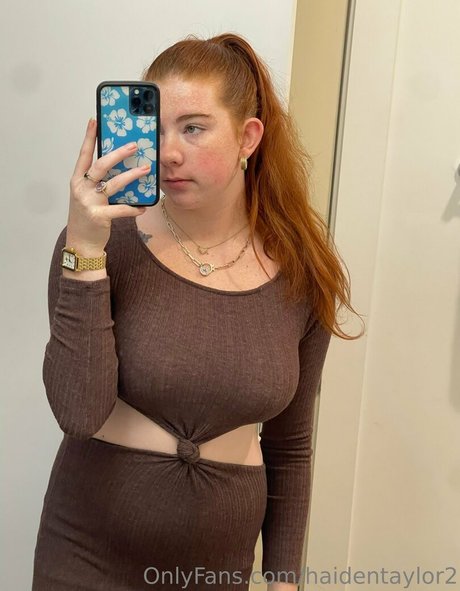 titten-selfie onlyfans pornographische bilder