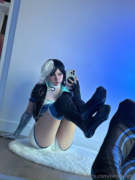 Kennakins erotische nacktheit foto