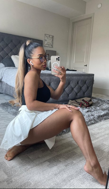 Virginia Sanhouse perfekte heiße bild