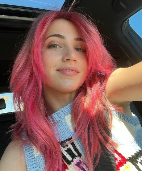 Emily Rudd hd erwachsene galerien