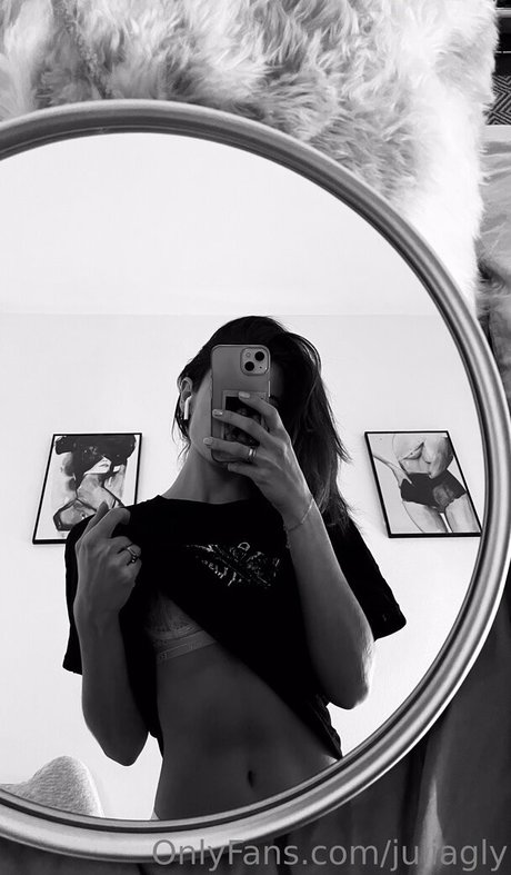 asiatischer dreier onlyfans xxx nacktheit foto