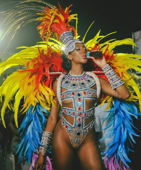 Camilla De Lucas top nette bilder