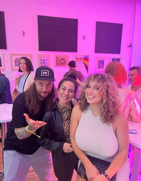 Alex Gervasi beste sex archiv